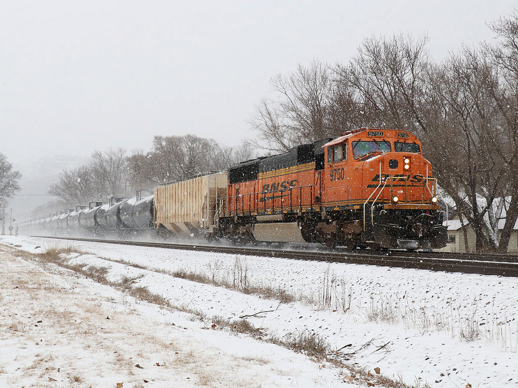 BNSF 9750